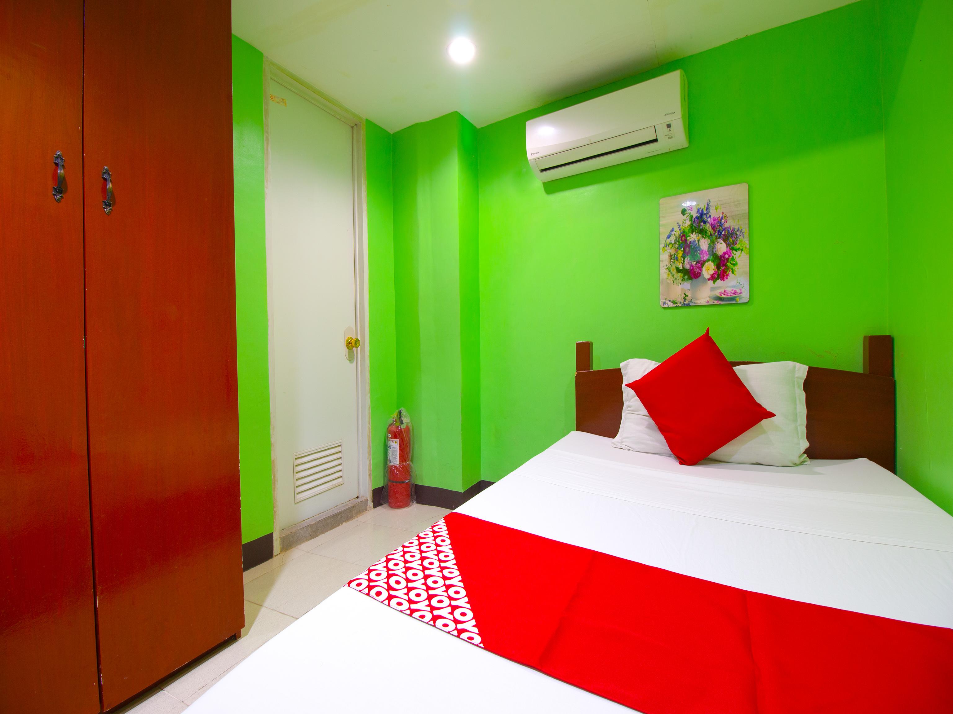 Oyo 677 Roseate Pensione Cebu Exterior foto