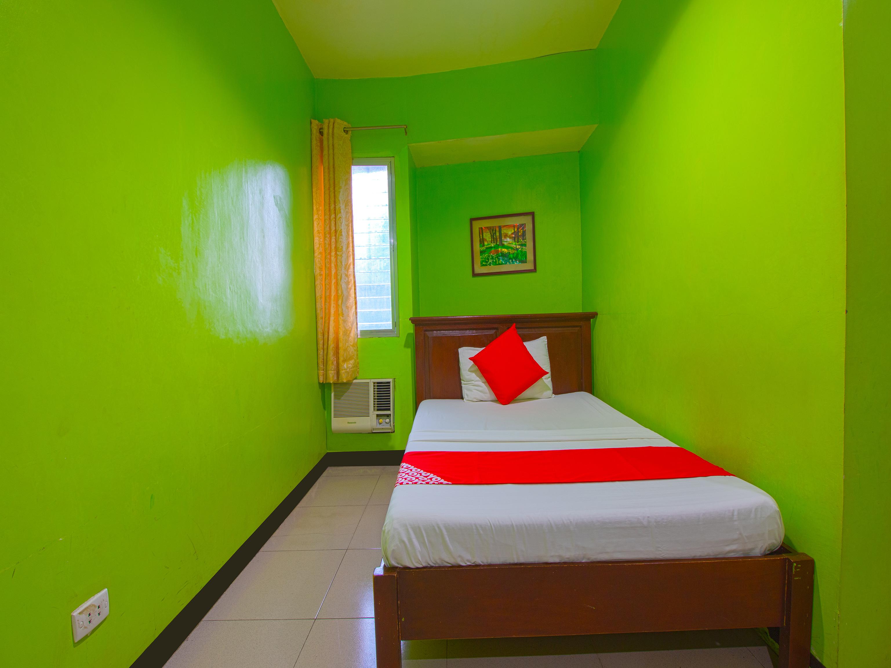 Oyo 677 Roseate Pensione Cebu Exterior foto